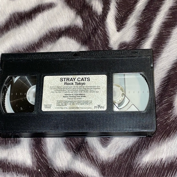 STRAY CATS “ROCK TOKYO” VHS - Picture 9 of 11